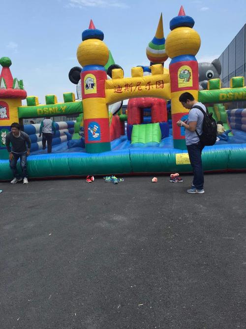上海巨夕娱乐设备大型充气城堡租赁,海洋球,竞赛趣味游艺